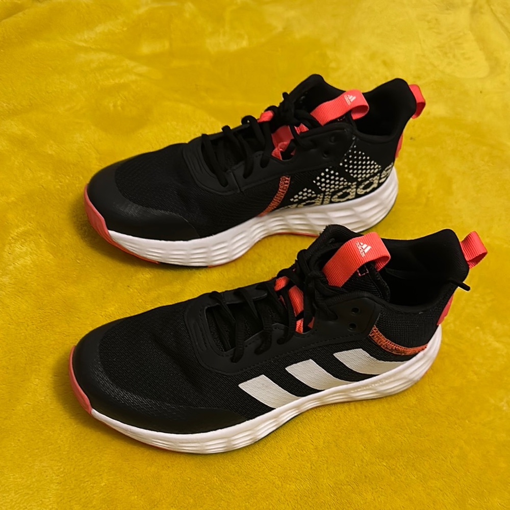 Adidas Black and White Sneakers with Red Accents